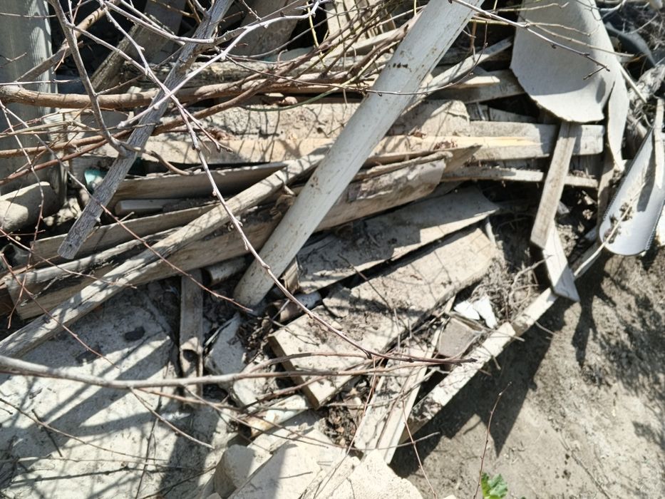 Черный потолок учун тахталар