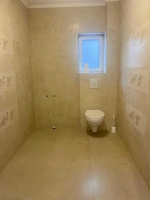 Apartament 3 camere , 71 mp, 2 bai, direct proprietar.