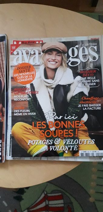 Списания  'Paris Match'  и 'Avantages'