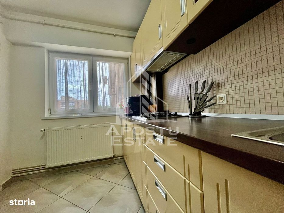 Apartament 3 camere, zona Vlaicu