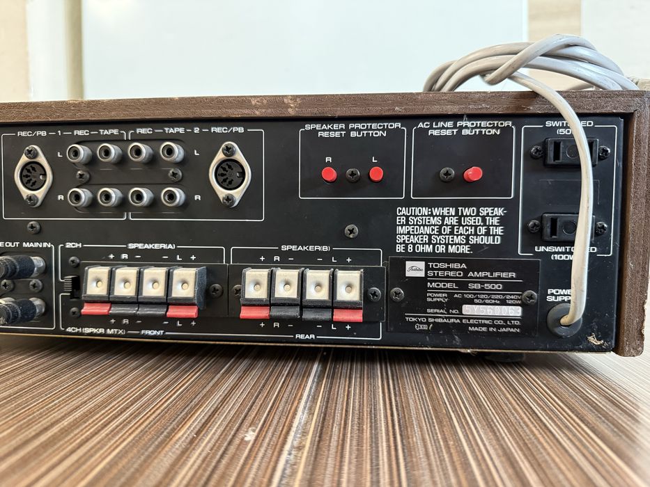 Toshiba SB-500 Стерео усилвател
