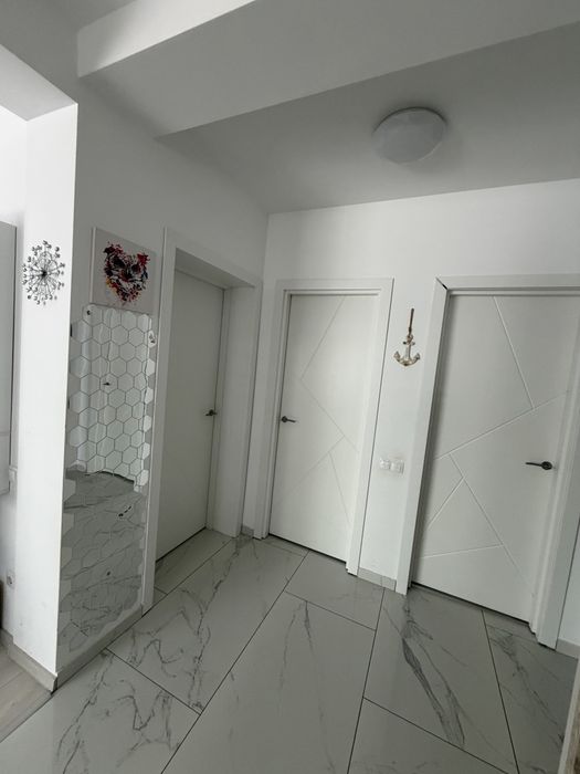 Vând apartament Selimbar