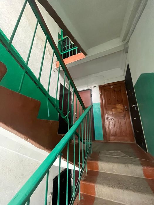 Продам 2 комнатную квартиру
