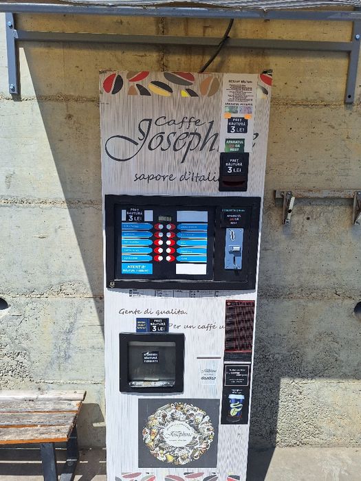 Automat de cafea cu râșniță pentru cafea boabe .SUPER OFERTĂ !!!