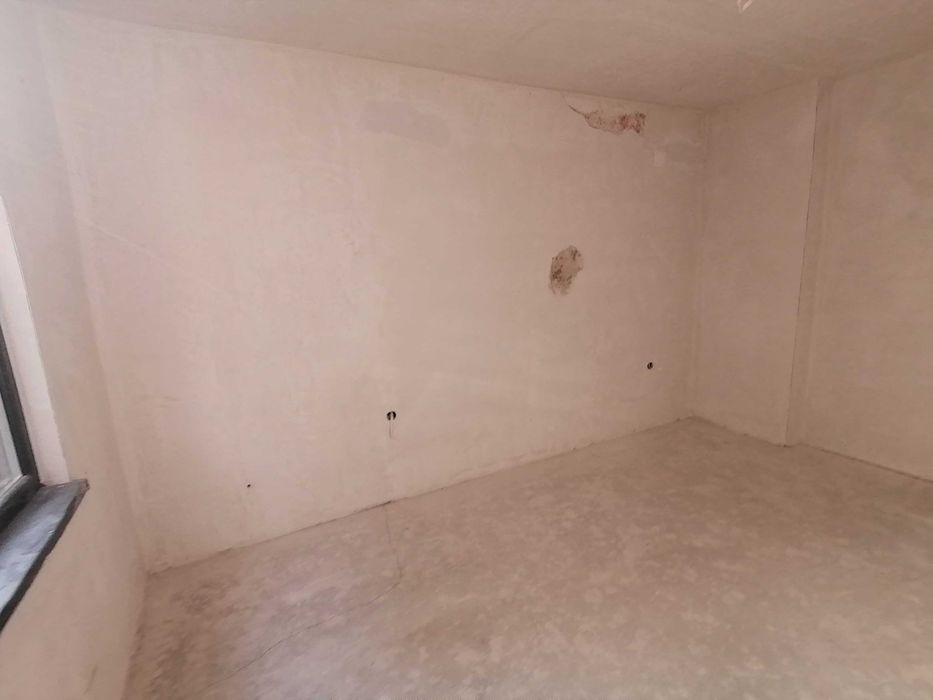 Продава се Тристаен апартамент в Стара Загора, Три чучура - юг - 130 кв.м за 654 €/кв.м - Снимка #9