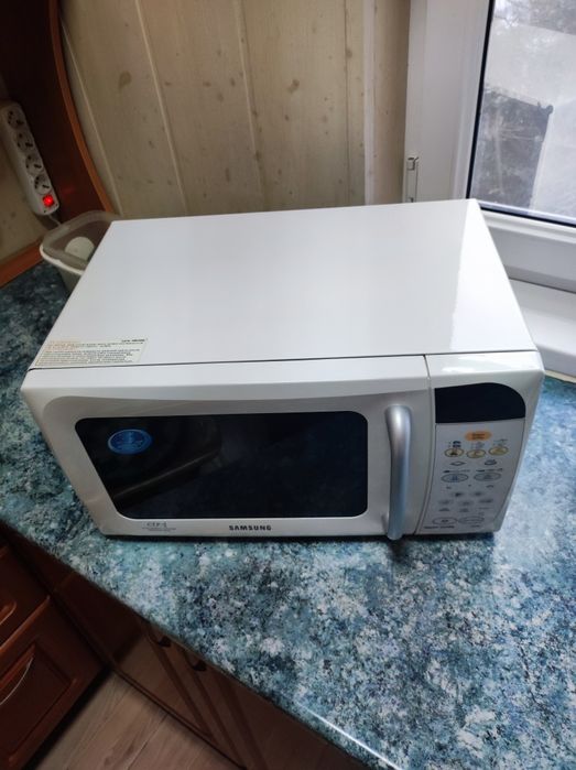 Микроволновая печь