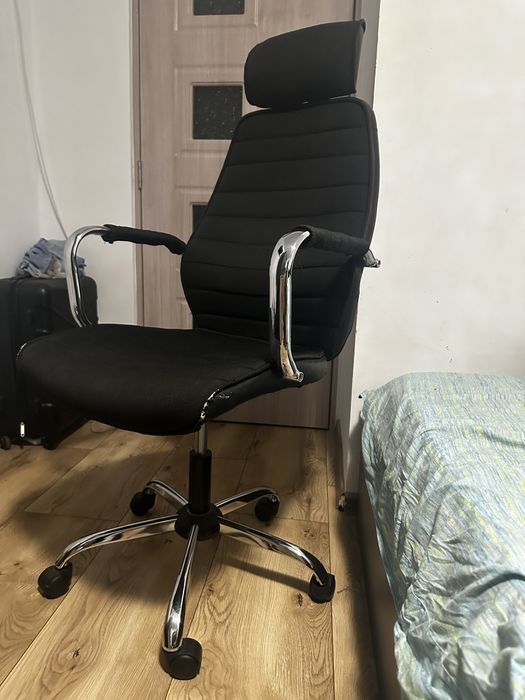 Vand scaun de birou ergonomic kring walter, cu tetiera, stofa+piele ecologica, negru