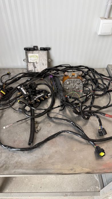 Продавам газова уредба Евро 4 с 6 цилиндъра без бутилката