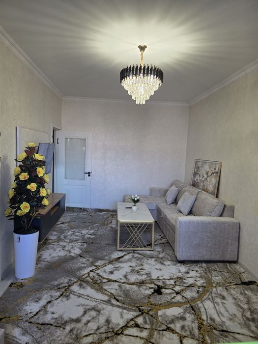 Chilonzor metro 100 m. Razdelniy 3 xona qilingan  uzoq muddatga kvartr