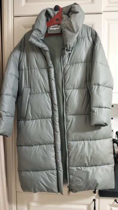 Пуховик новый продам!