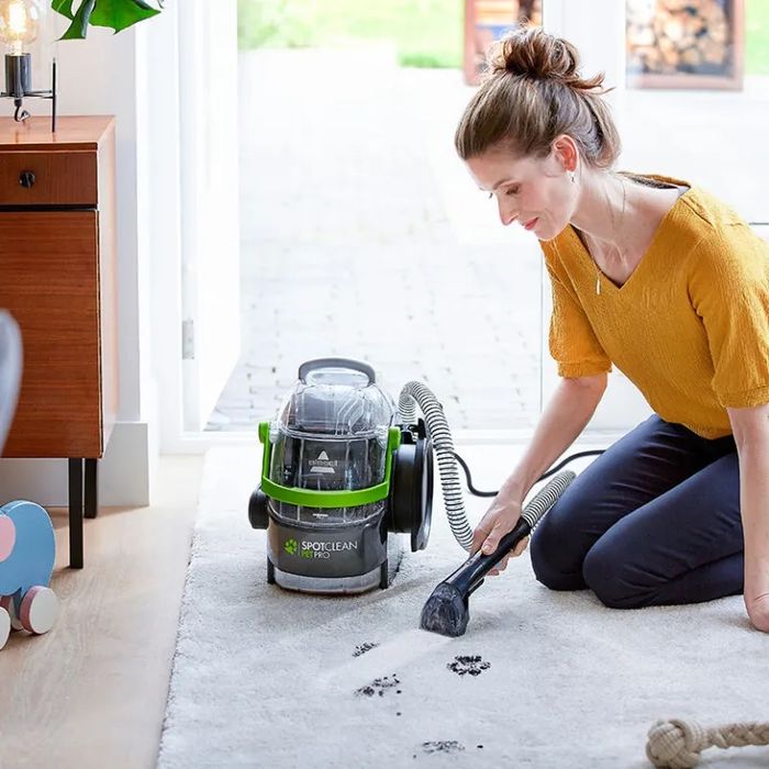 Перяща прахосмукачка Bissell SpotClean Pet Pro