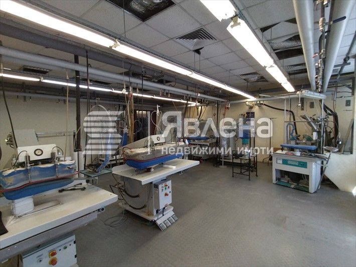 Продава се Промишлена сграда в Аксаково - 1000 кв.м за 400 €/кв.м - Снимка #5
