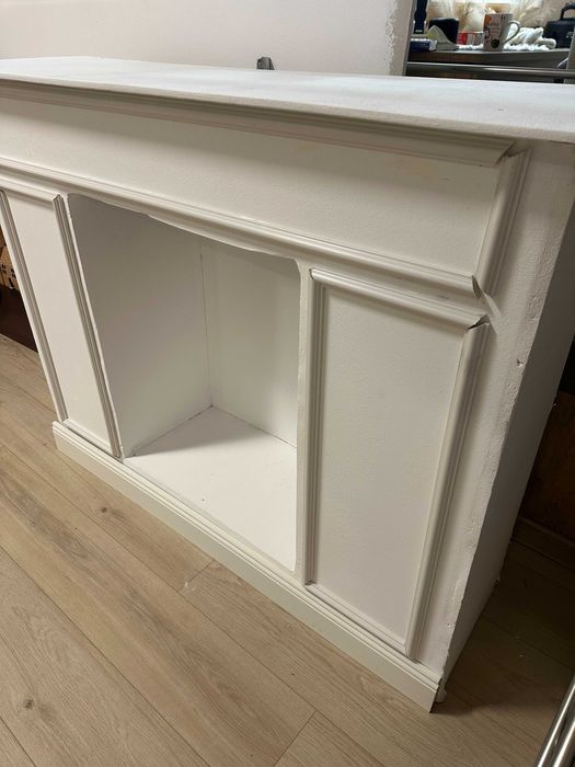 Декоративна камина за студийни снимки – здрава конструкция