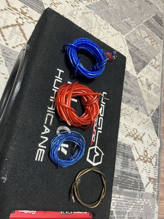 Сабвуфер колонка