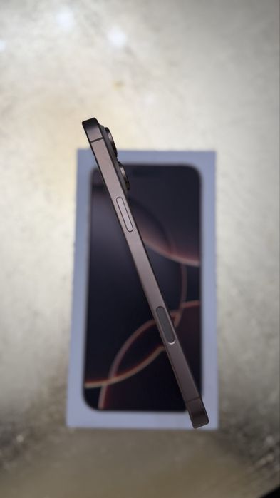 iPhone 16 Pro Max 256GB – Desert Titanium