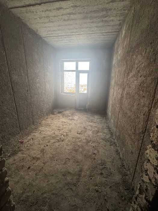 Срочно сотилади квартира каропка