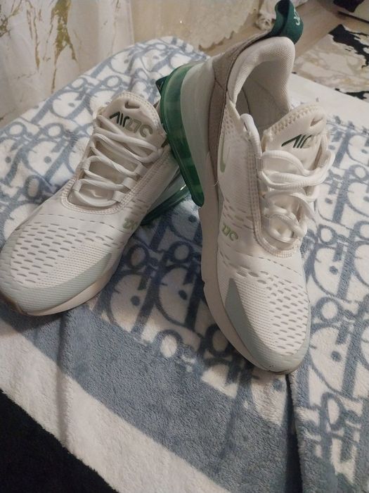 Adidasi nike 27 c