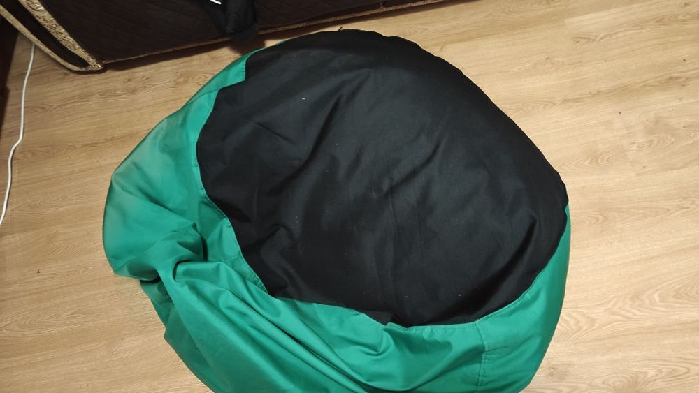 Vând Bean bag verde