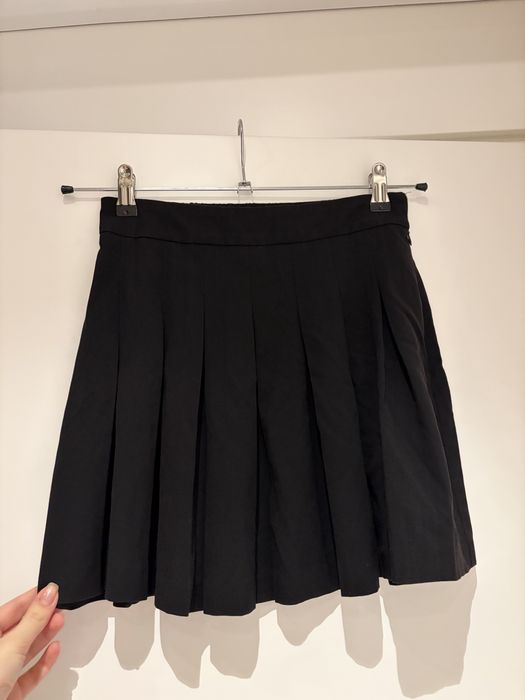 Къса черна плисиране пола, размер СStradivaruis