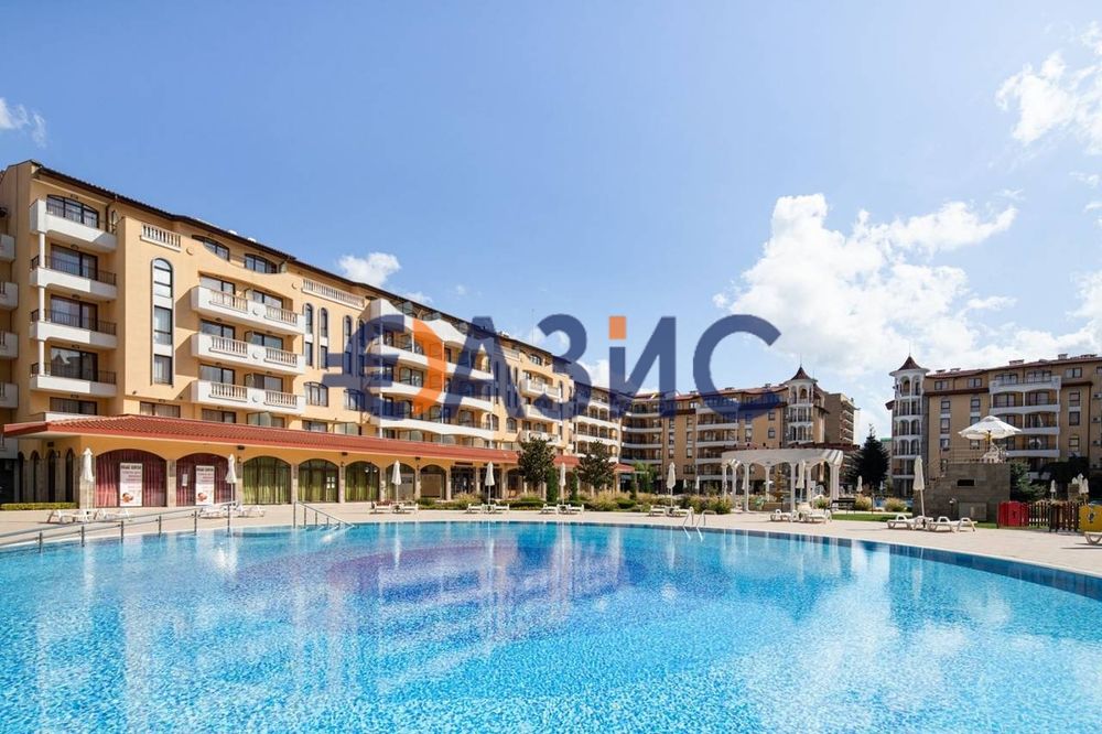 Продава се Двустаен апартамент в к.к. Слънчев бряг - 55 кв.м за 821 €/кв.м - Снимка #12
