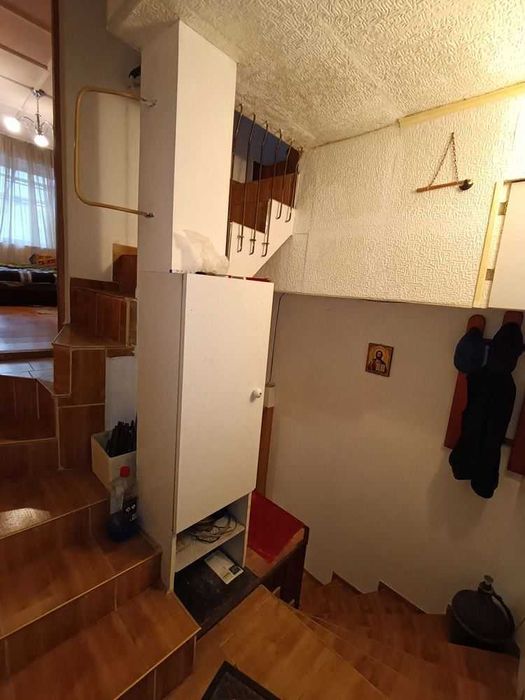 Двустаен апартамент с гараж - кв. Колю Фичето