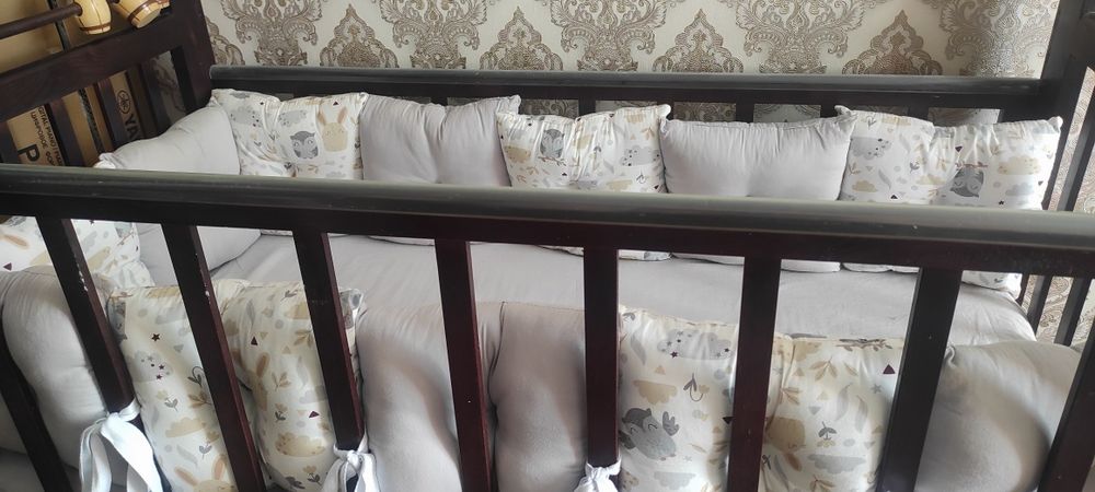 Продам детскую кроватку