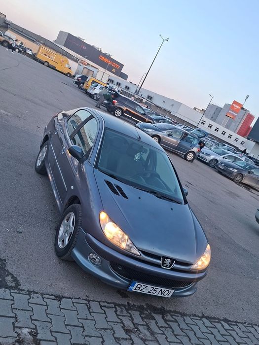 Peugeot 206 sedan!.