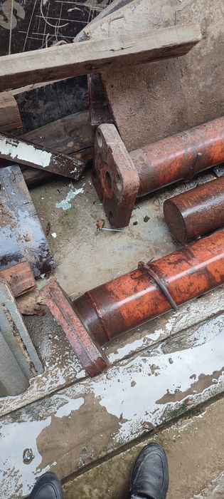 Kazlavoy kran, turba 176 bo'yi 7 metr soni 4ta