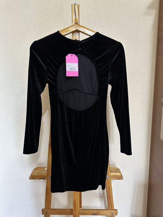 Платье с открытой спиной