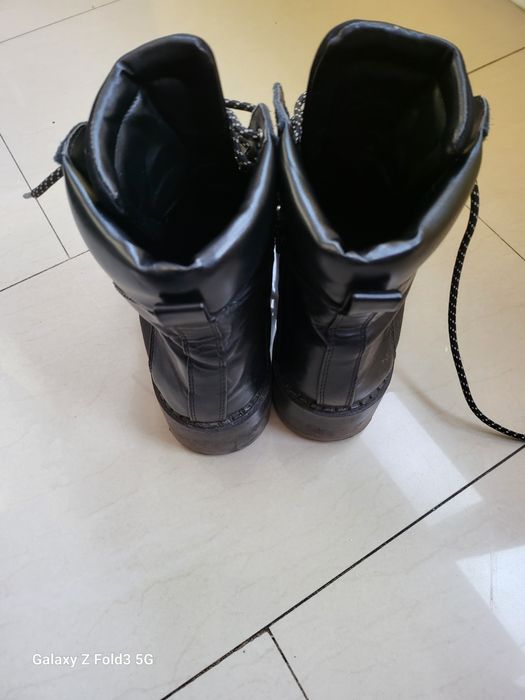 Обувки Zara с бродирани цветя