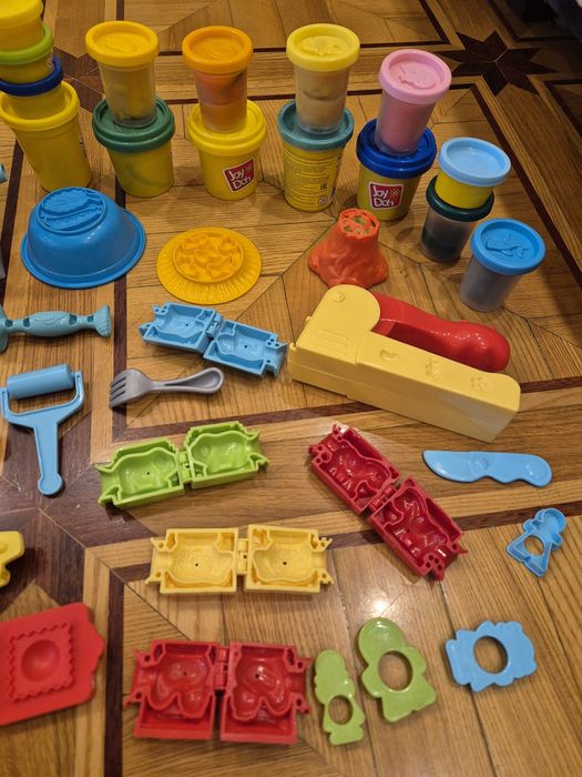 Продам детский набор для лепки б/у