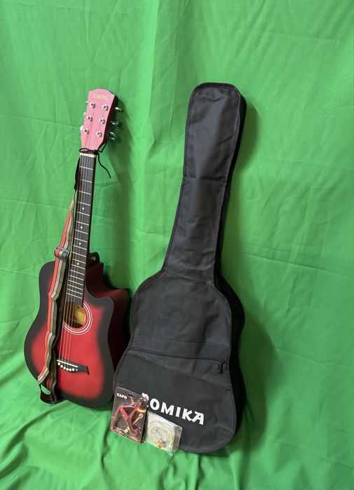 Гитара новая с полным набором