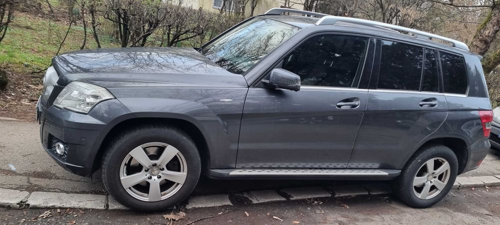 Se vinde MERCEDES-BENZ GLK din 2010, motor 2,2, 4x4, cu 170 CP