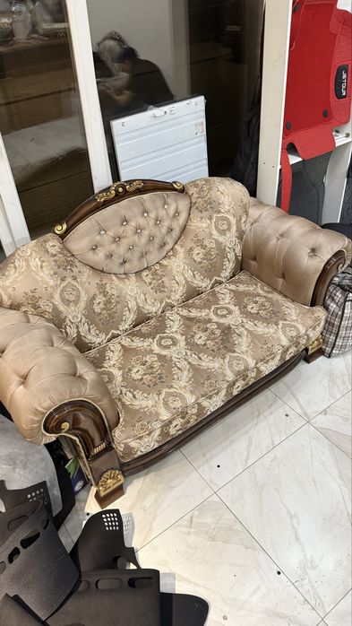Продам Диван с Креслом