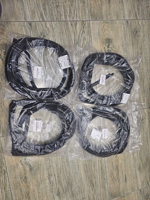 Уплотнительная резинка