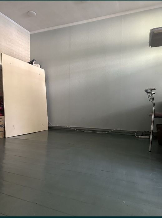 Срочно продается пол дома !!! В районе психбольницы.