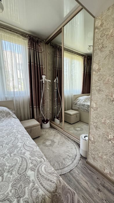 Продается своя 1в2/2/4 лоджия 2*6 Феруза. ЭКО базар ,Гинекология