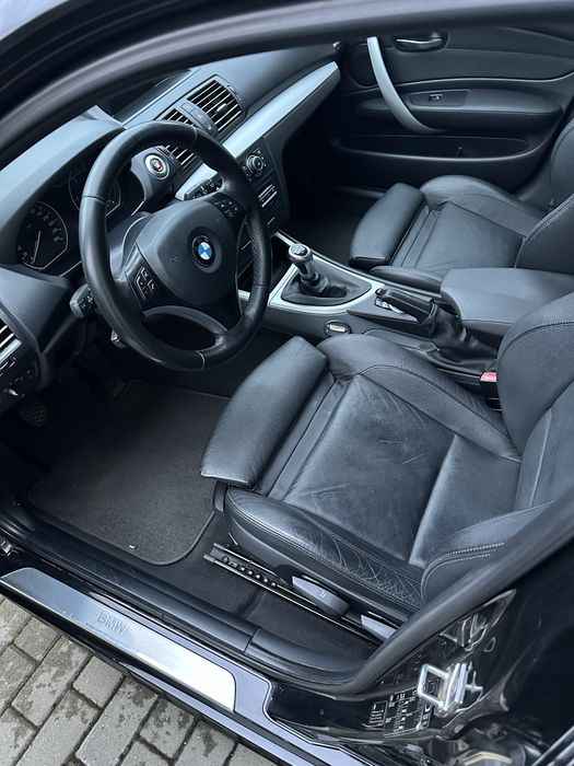 BMW Seria 1  2010 Facelift 204 cp