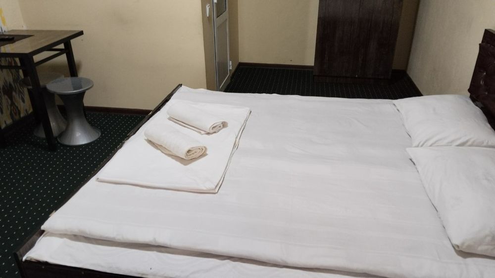 Hotel sutkalik mexmonxona