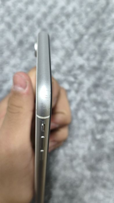 Iphone XR 64 Гб .
