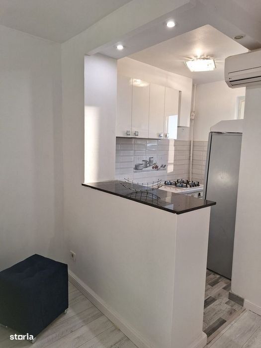 Garsoniera de inchiriat + dressing, 34mp, metrou, Lujerului