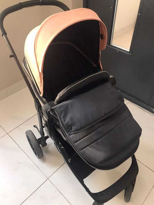 Детская коляска с рождения