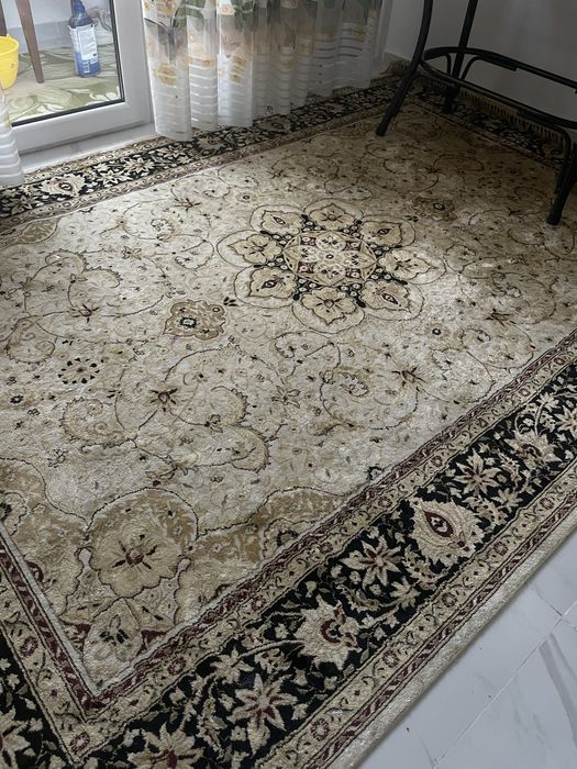 Продаю ковер , хорошего качества