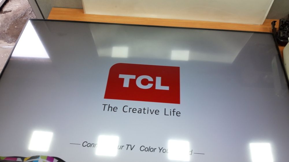 TCL 55 смарт срочна сотилади.
