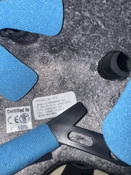 Продам детский шлем