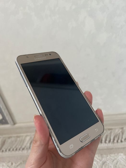 Продам телефоны на запчасти