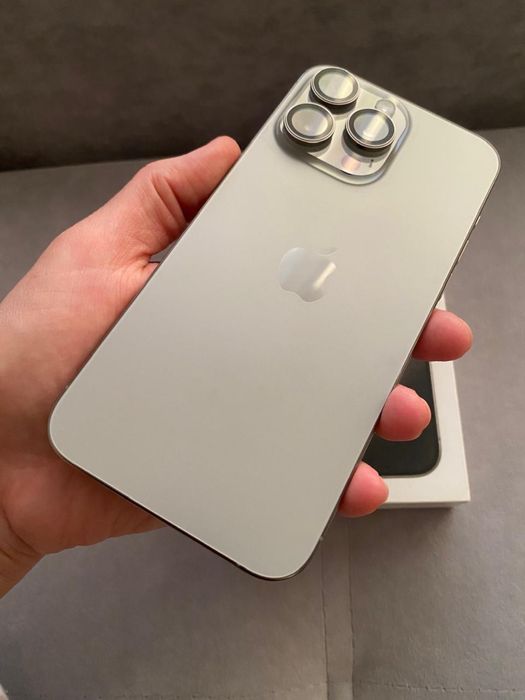 Продам iphone 15 pro max 256 Gb