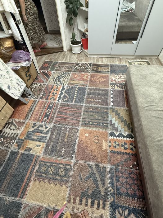 Продам палас, размер 295х195см