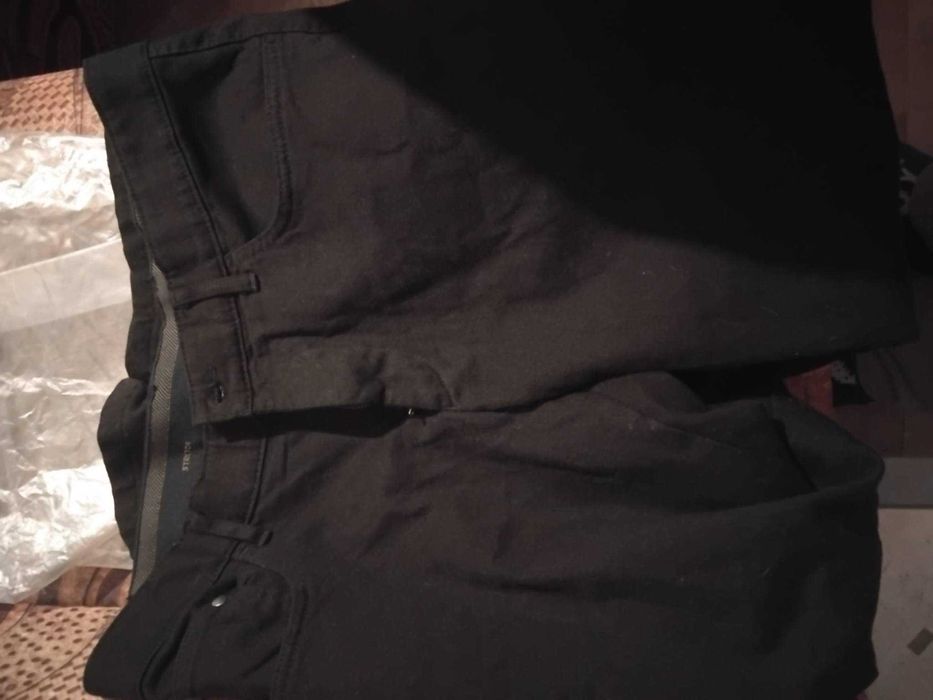 Мъжки зимни дънки- М размер.