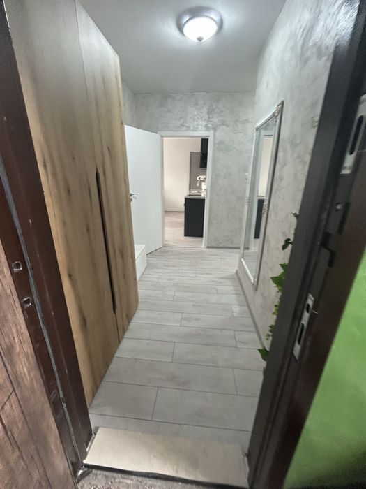 Продава се Двустаен апартамент в Перник, Ладовица - 68 кв.м за 2177 €/кв.м - Снимка #1